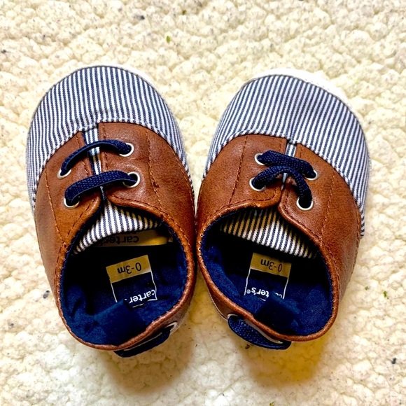 Baby boy size 0-3 shoes - Picture 2 of 3